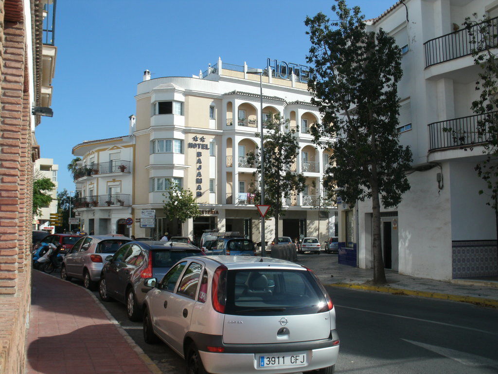 Hotel Bajamar Centro Нерха Экстерьер фото