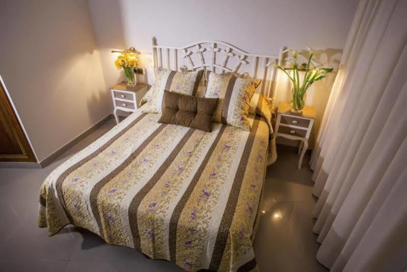 Hotel Bajamar Centro Нерха Экстерьер фото